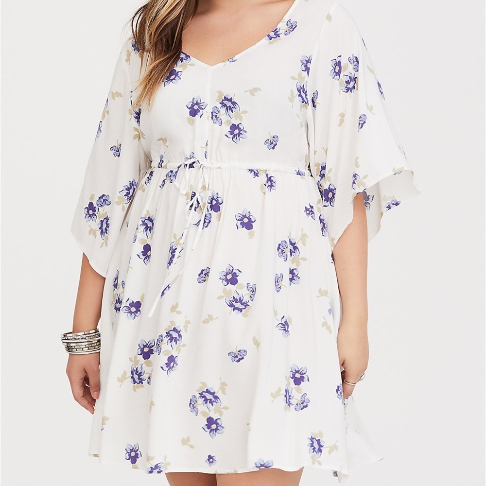 TORRID: White Floral Kimono Sleeve Challis Dress